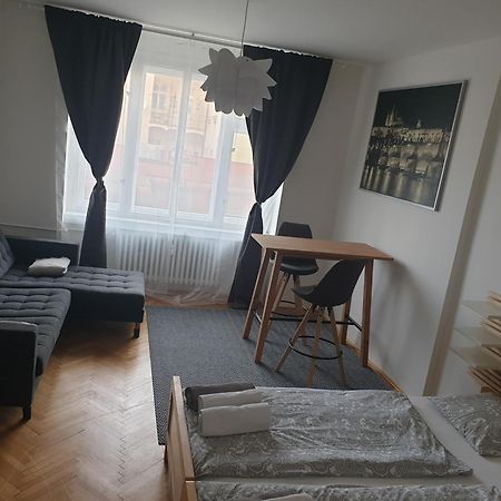 Newly Refurbished Central Praga Exterior foto